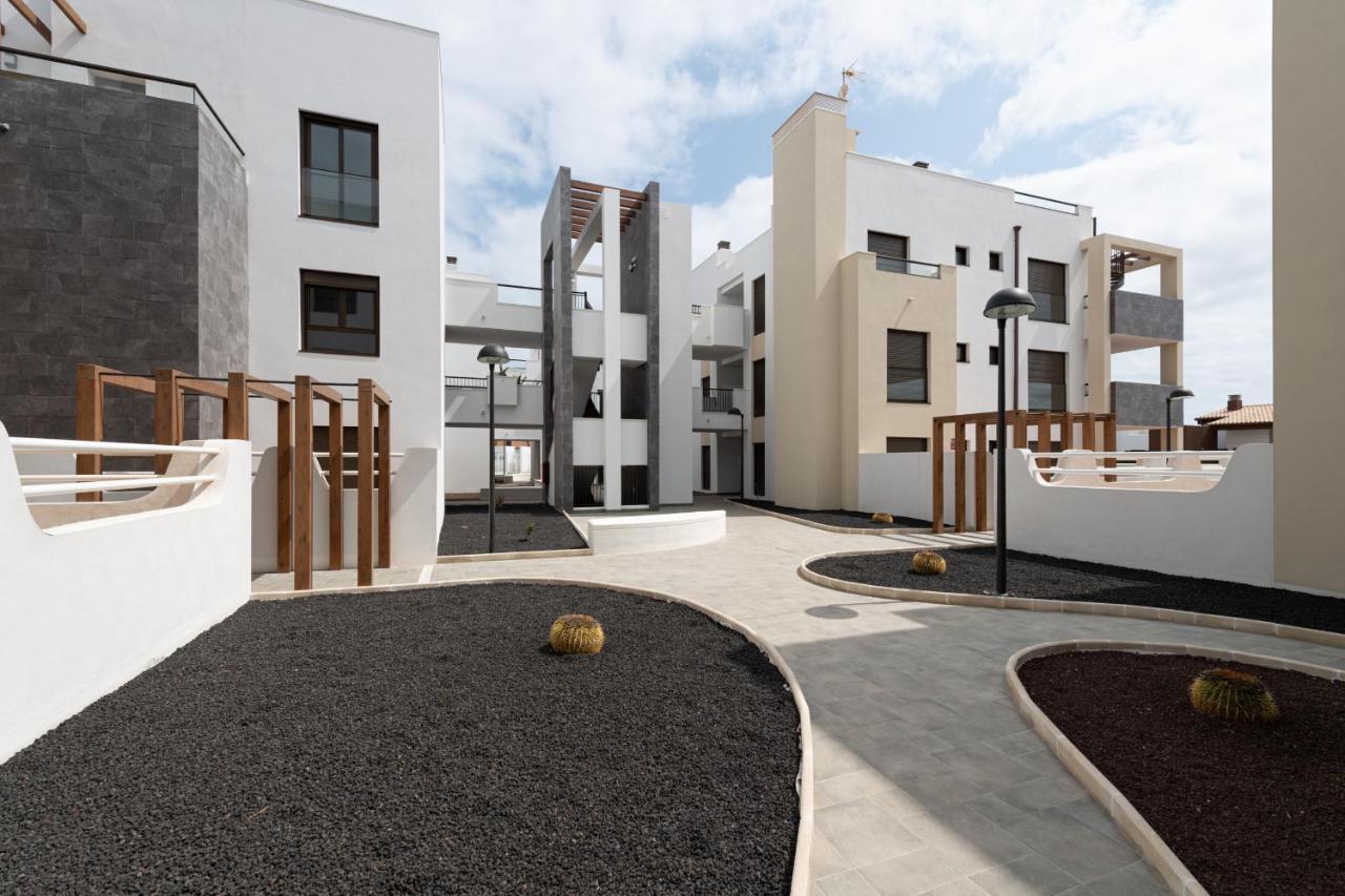Homeforguest Flat With Large Terrace In Modern Residential Complex With Swimming Pool Apartment Caleta De Fuste