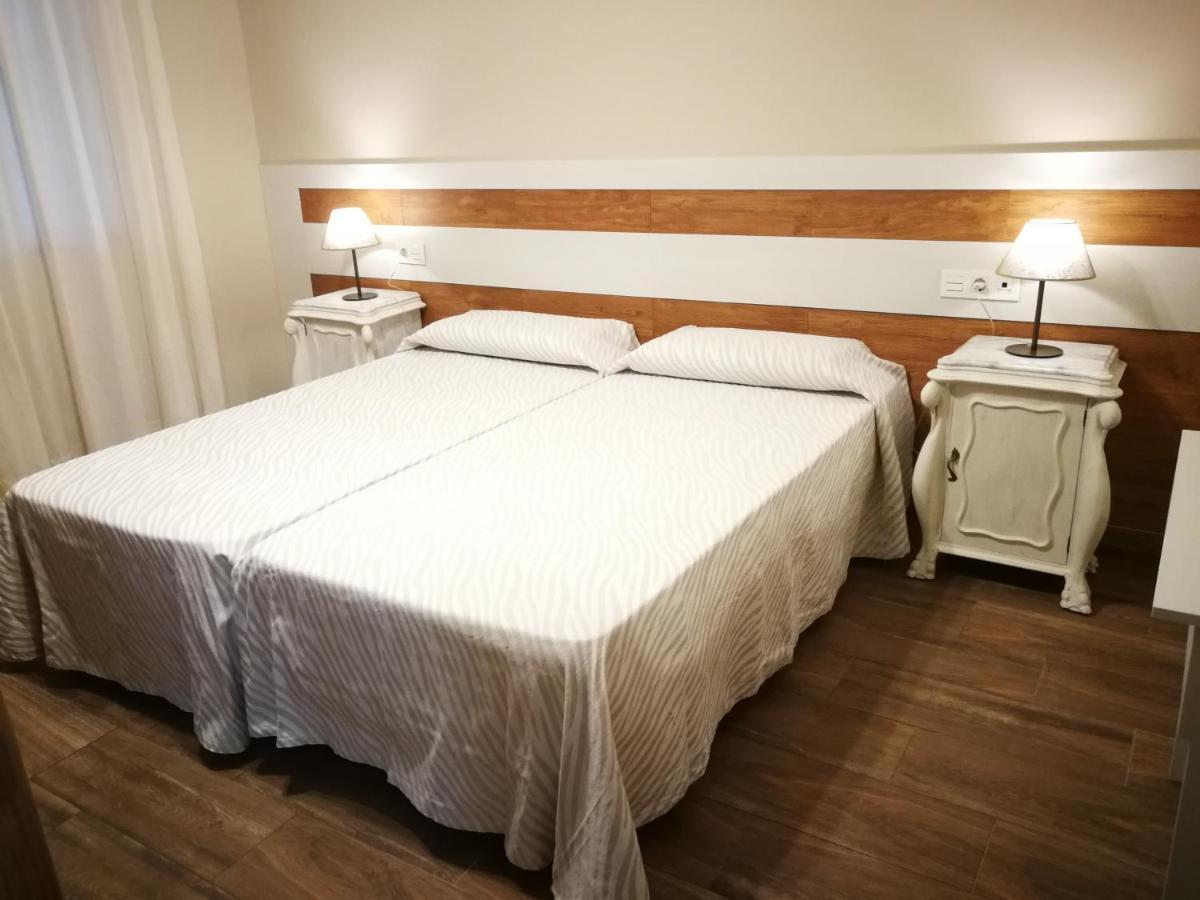 Turísticos Cúllar Vega Apartamento *