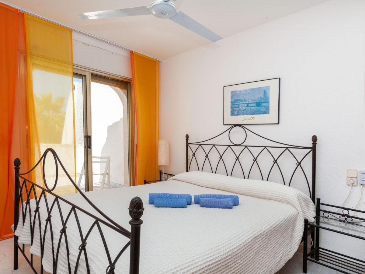 Holiday home Holiday Las Palmeras-1 By Interhome