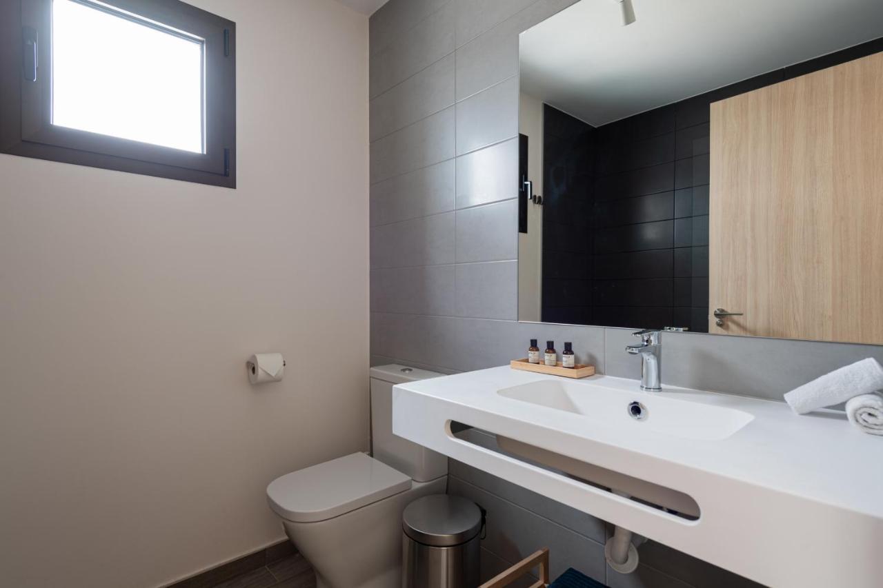 Homeforguest Flat With Large Terrace In Modern Residential Complex With Swimming Pool Apartment Caleta De Fuste