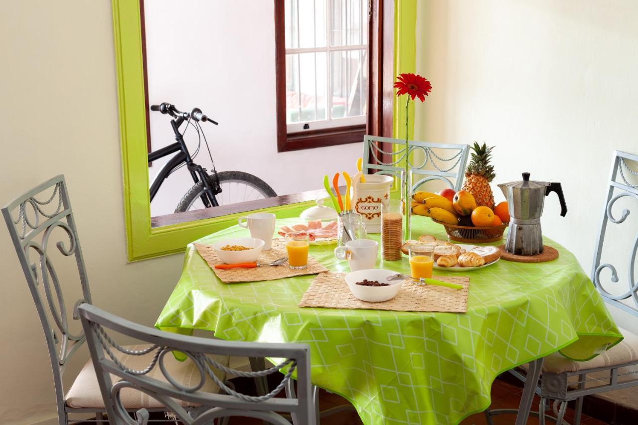Patio (adults Only) Hostal La Laguna (Tenerife)