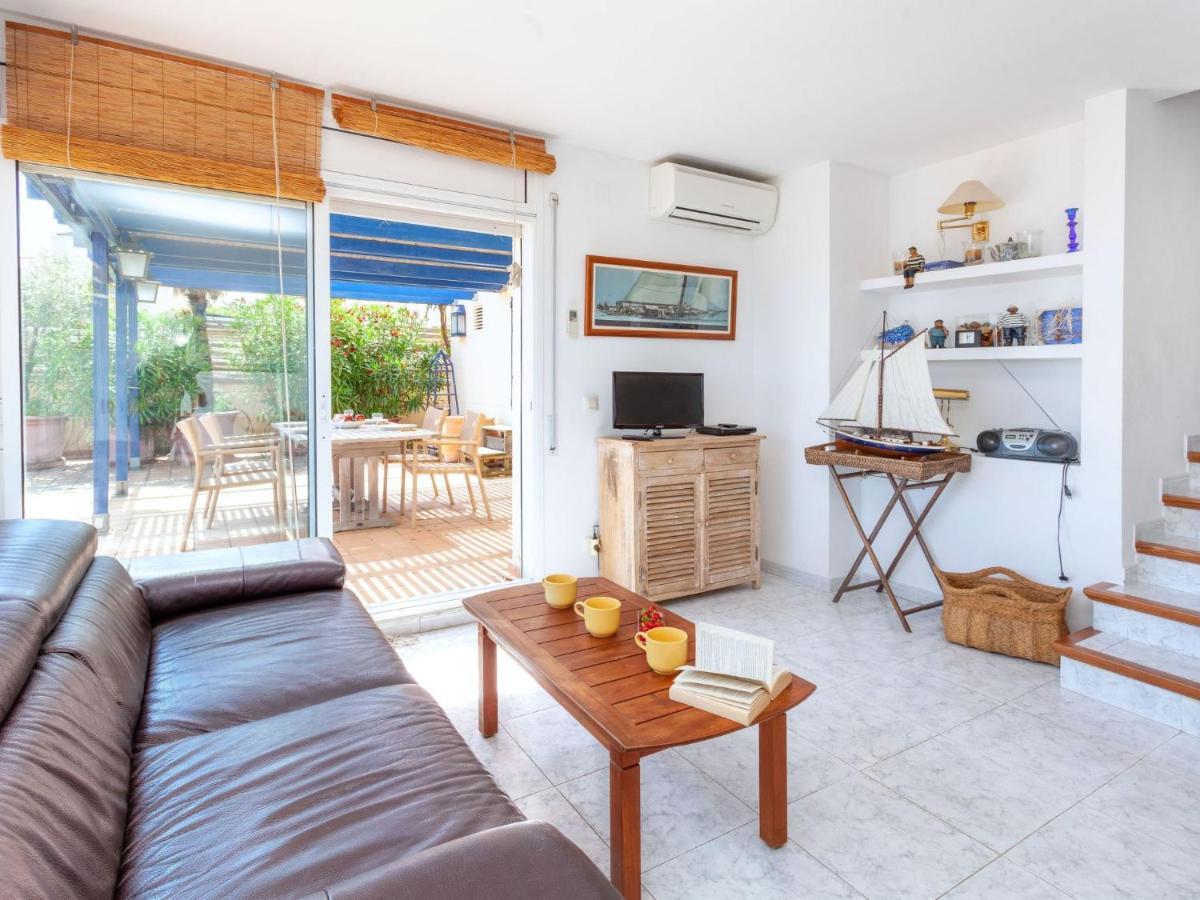 Apartment L'Olivar II By Interhome *