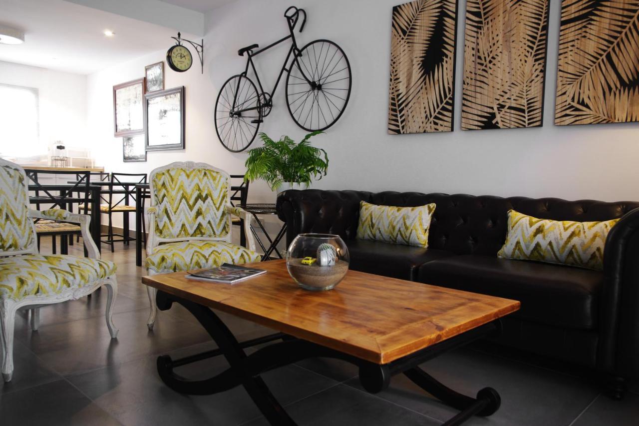 Bed and breakfast Magma Playa Honda 4*