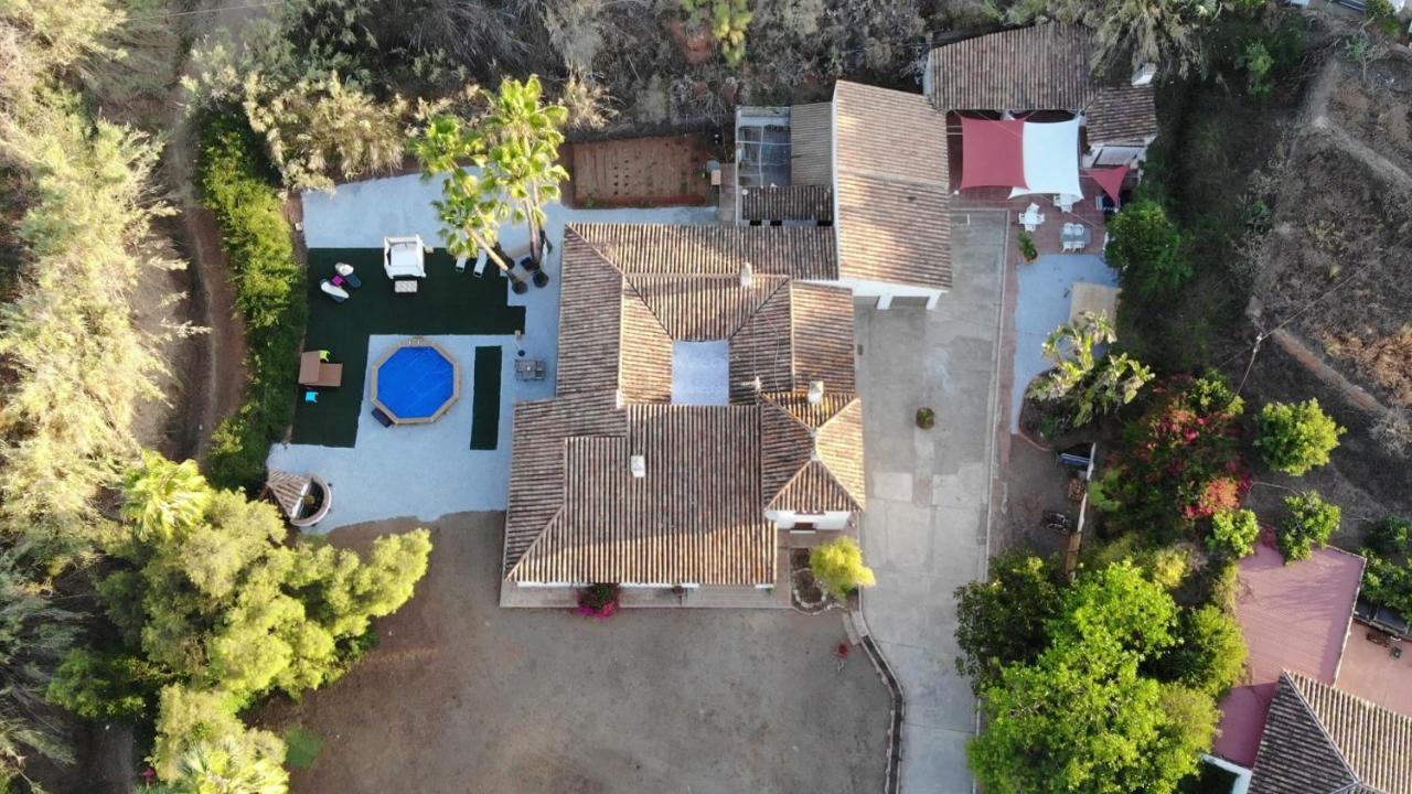 Paloma Bed & Breakfast