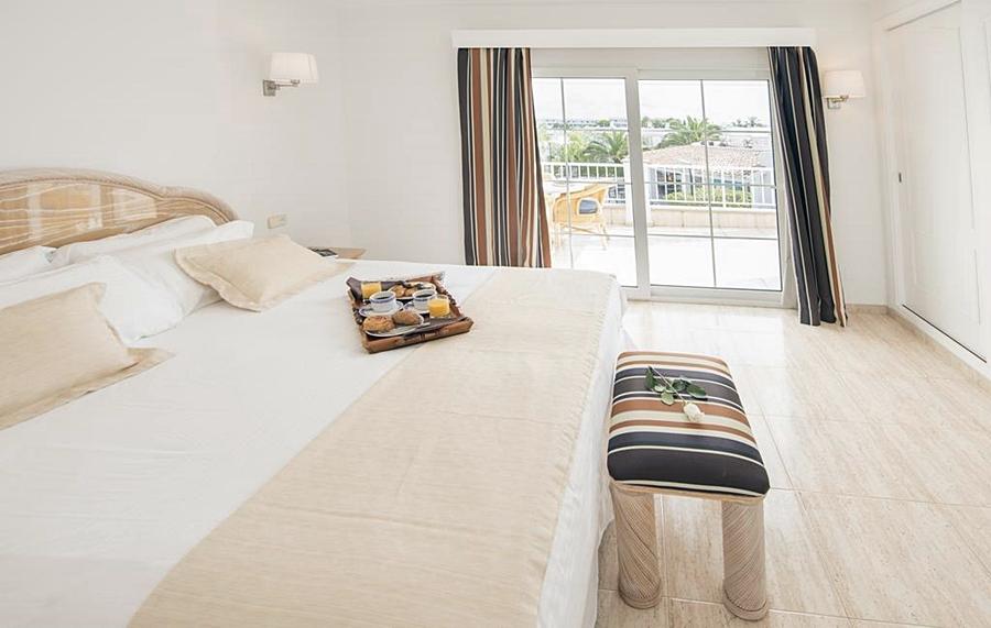 Ona Village Aparthotel