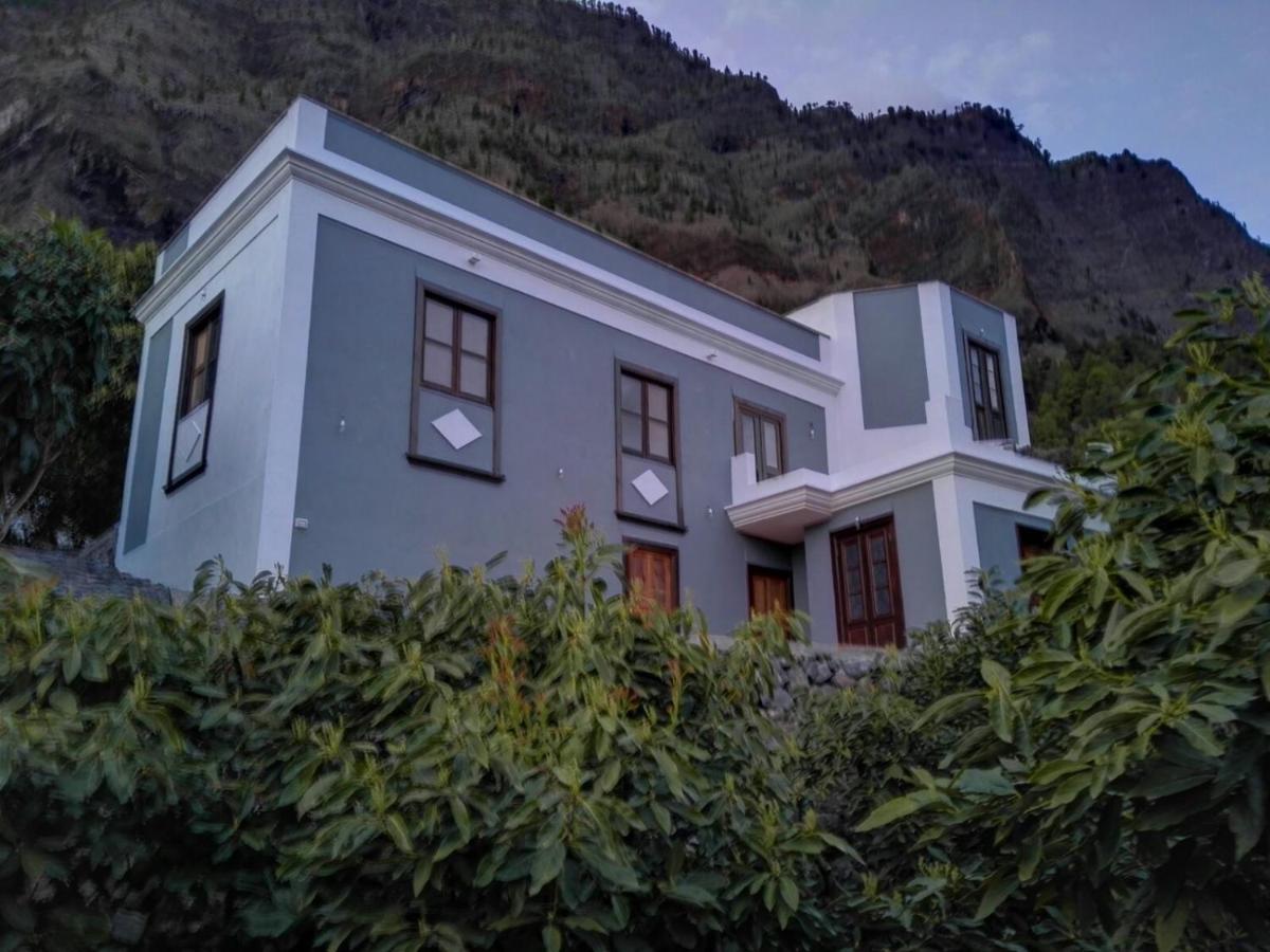 La Hacienda Chalet *