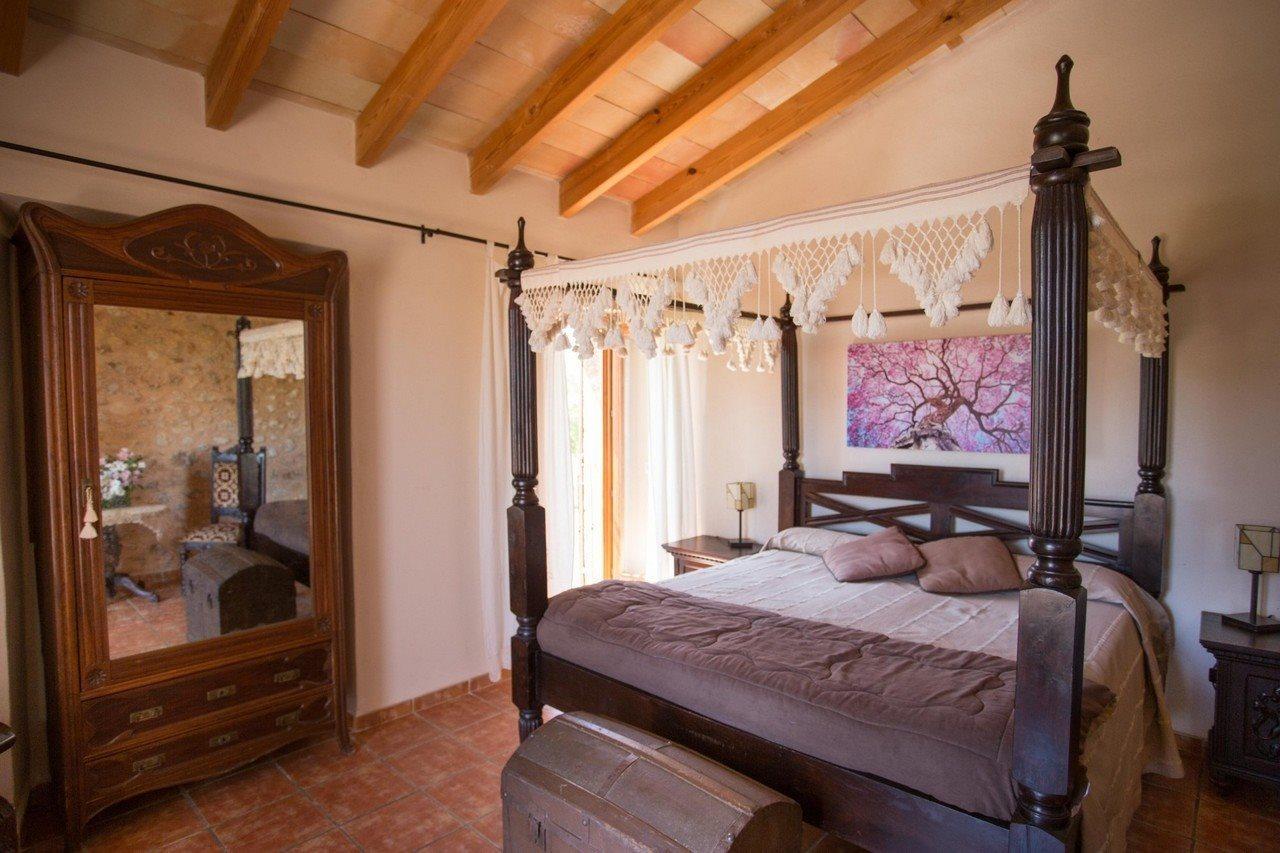 Es Quatre Cantons Farm stay Binissalem