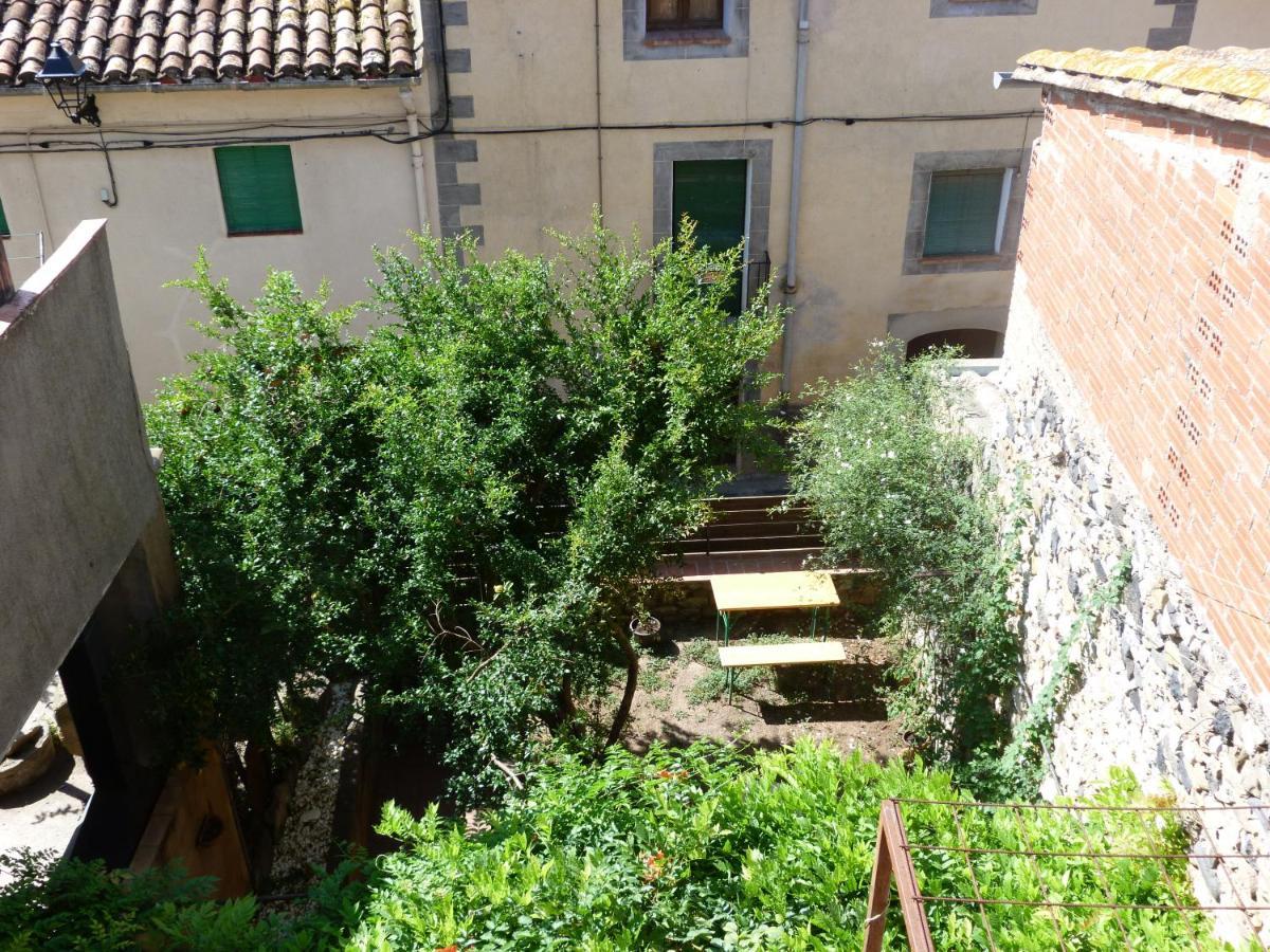 Les Magranes Bed & Breakfast