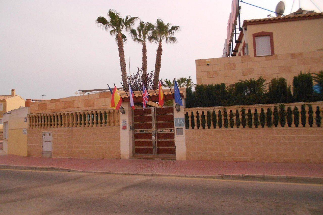 Apartahotel Laguna Salada