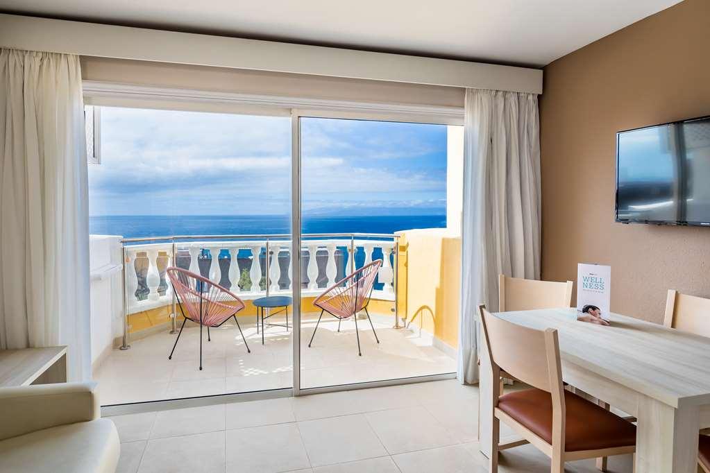 Hotel Allegro Isora