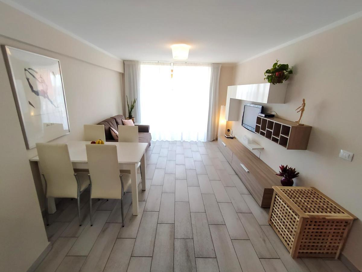 Sunset View Apartment *