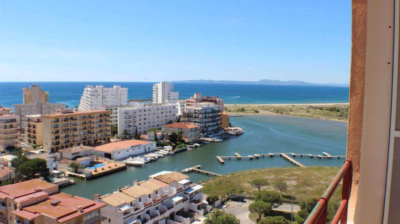 Isla De 1-24