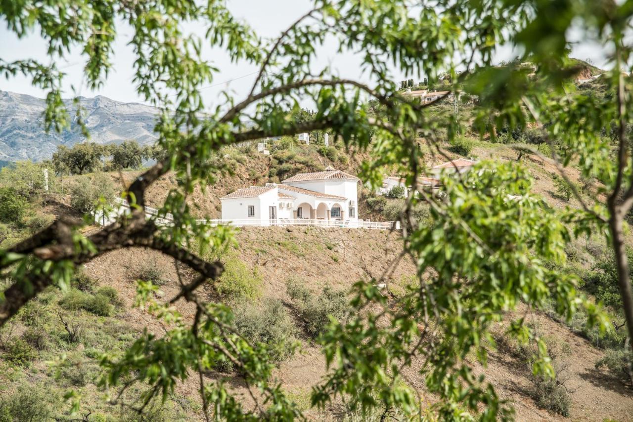 Aslaurey Villa *