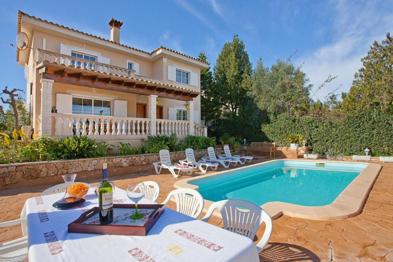 Palmeras Villa *