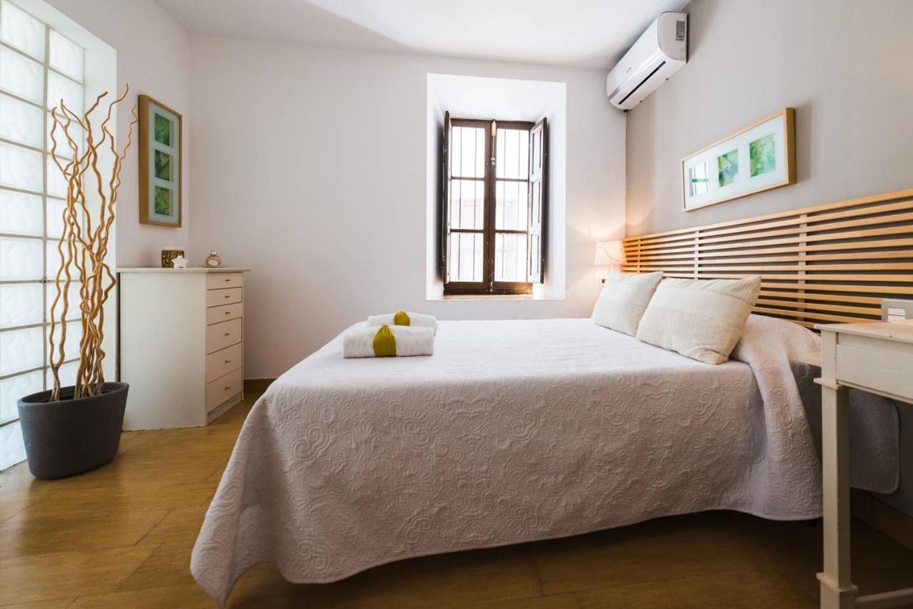 Casa Alhambra - Centro Histórico Con Jardín Privado Apartamento *