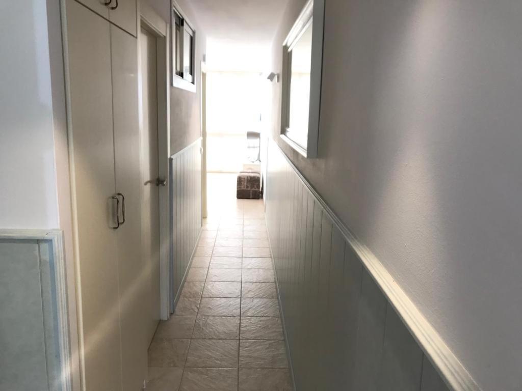 Los Fernandos, 1st Line Beachfront Poniente, 2 Bedroom Ocean Terrace Apartment Benidorm