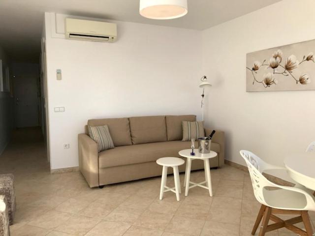 Apartment Los Fernandos, 1st Line Beachfront Poniente, 2 Bedroom Ocean Terrace