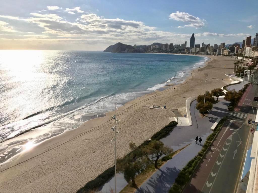 Apartment Los Fernandos, 1st Line Beachfront Poniente, 2 Bedroom Ocean Terrace Benidorm