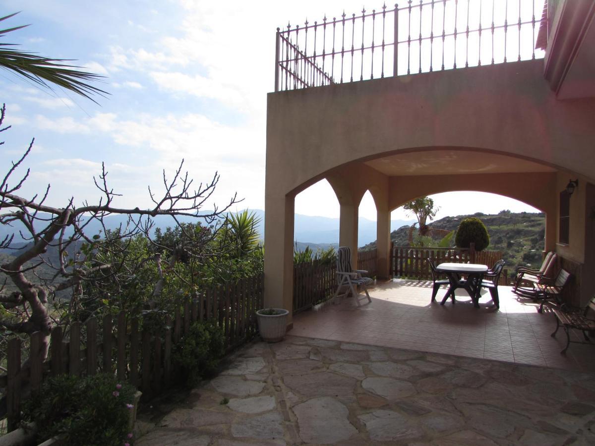 Albarico Retreat Villa *