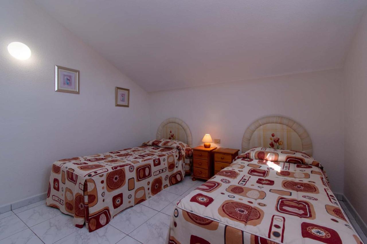 Los Diamantes 2 Bed