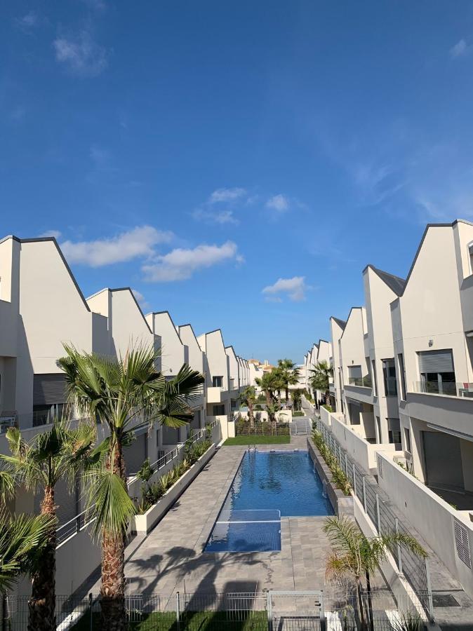 Сasa de vacaciones Con Solarium Amalia Torrevieja