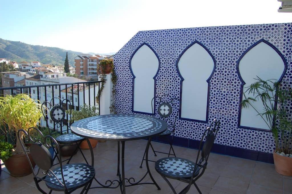 One Bedroom Penthouse *