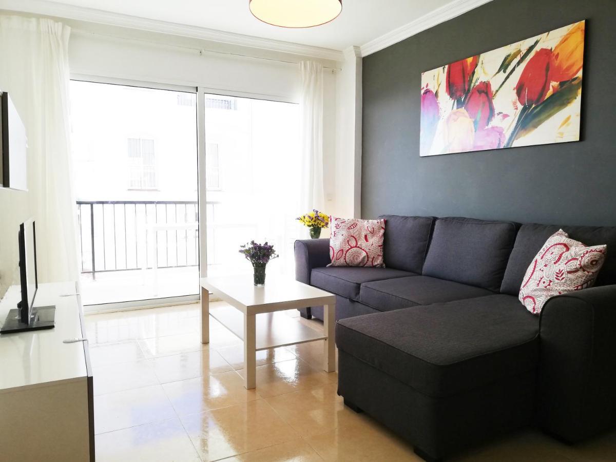 Apartment First Line With Two Bedrooms And Sea View