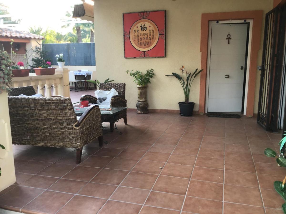 Double With Shared Bathroom And Shared Communal Areas R4