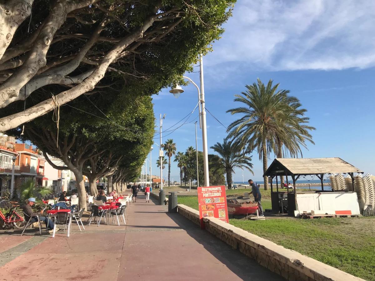 Сasa de vacaciones House, 2 Bikes, 2 Children's Bikes, Wifi, Big Terrace, Bbq, Family, Childfriendly Málaga
