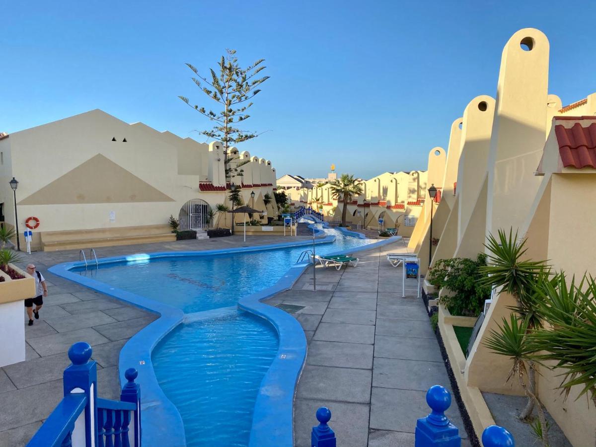 Loft Costa Adeje,playa Torviscas,garage,wifi,free Apartamento *