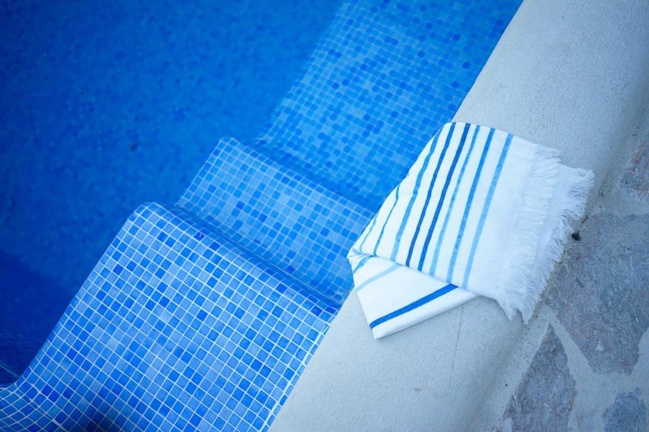 Center With Pool 4* Ronda