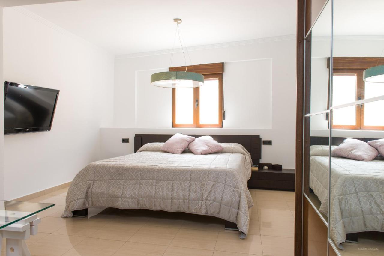 Somni Apartment