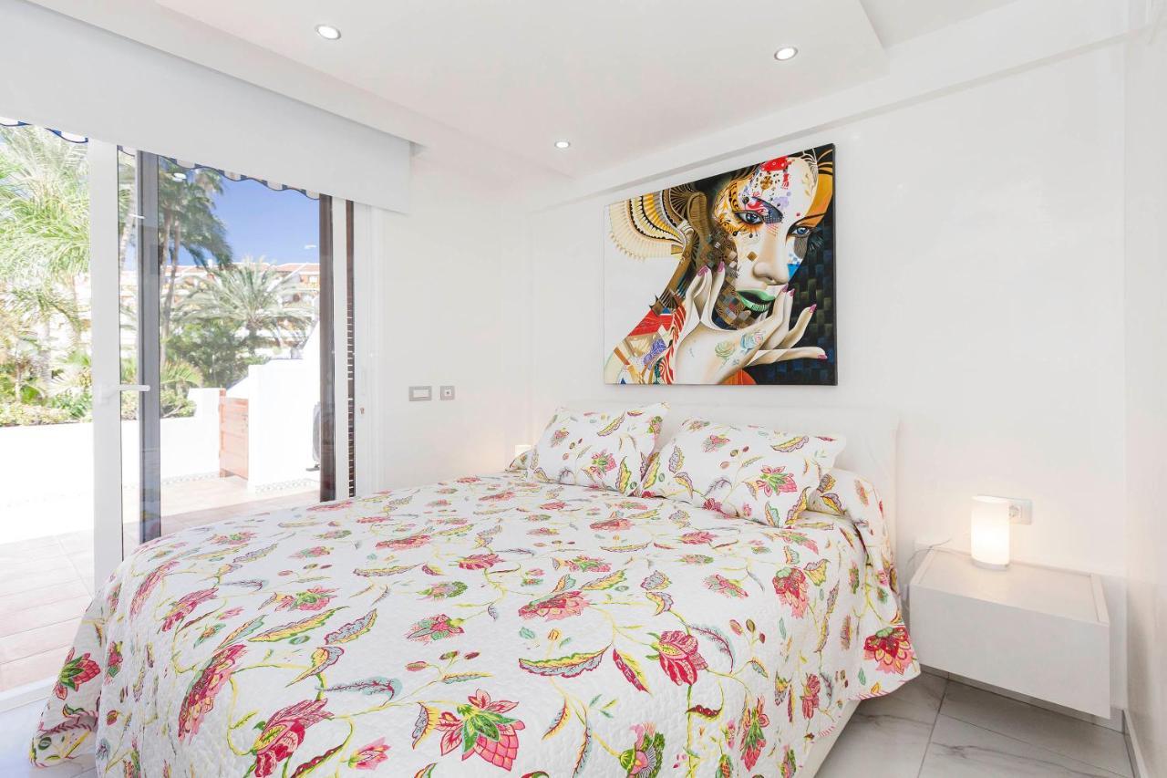 Apartamento Sara En Playa De Americas - Sara Vacation Apartment