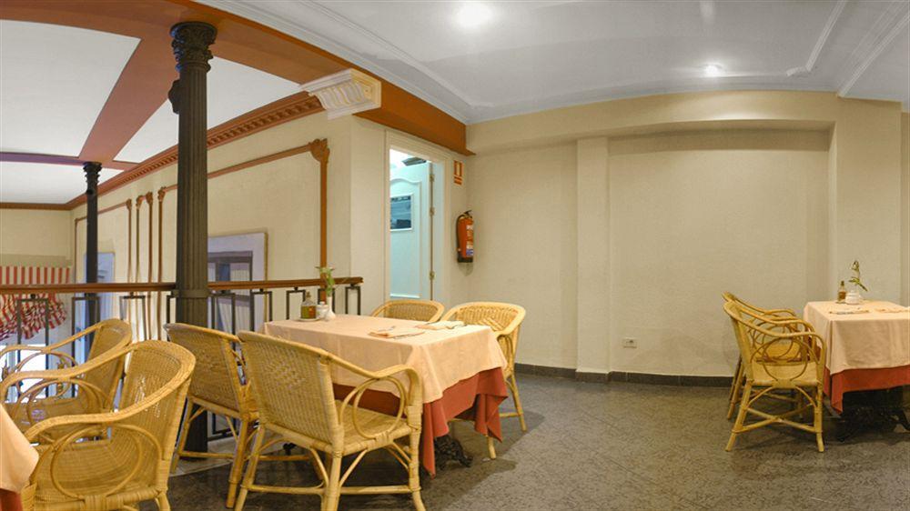 Casas De Mercaderes Sevilla