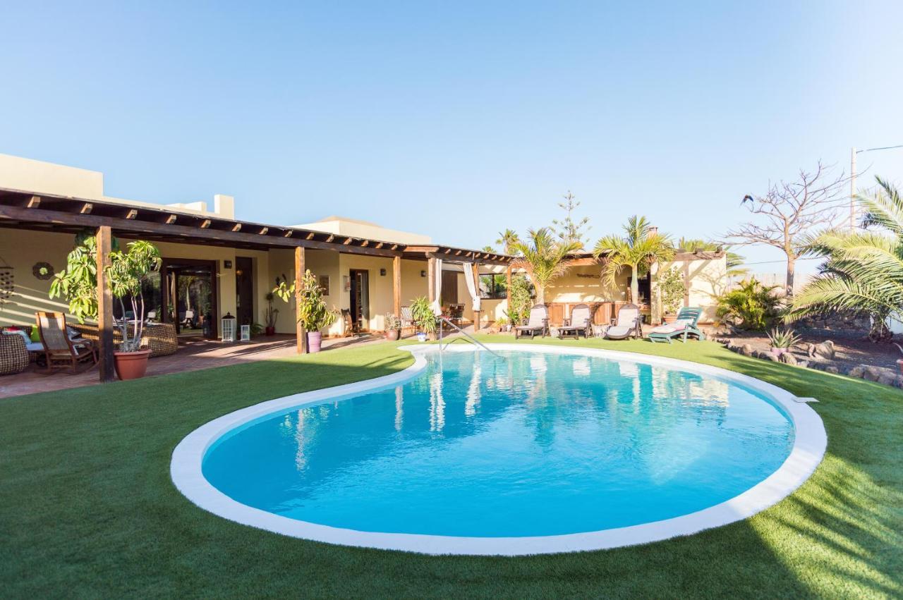 Granados Villa