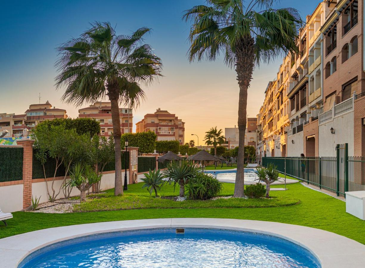 2 En La Mejor Zona De Roquetas Apartment *