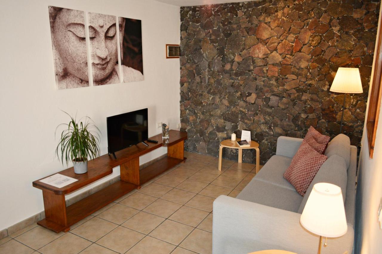 Casa Mantra Nidhan Apartamento