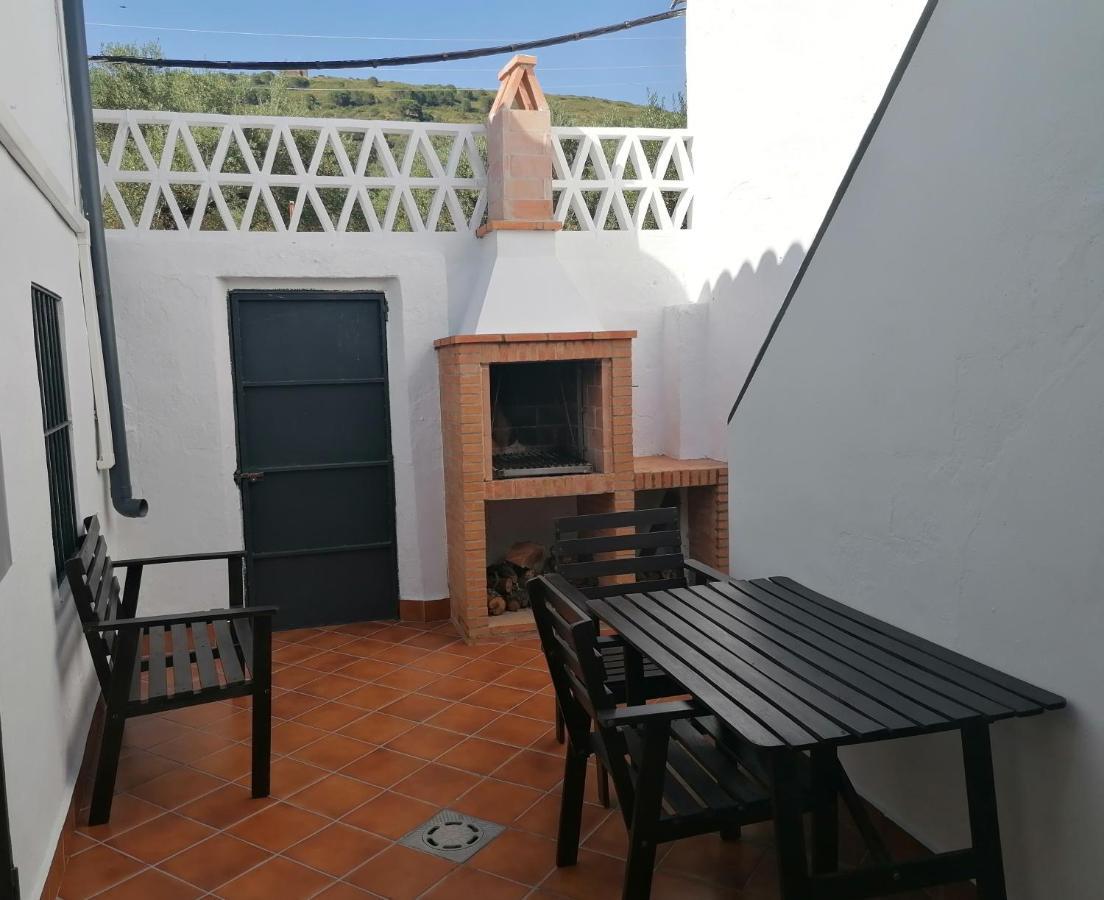 Ventanas A La Sierra *
