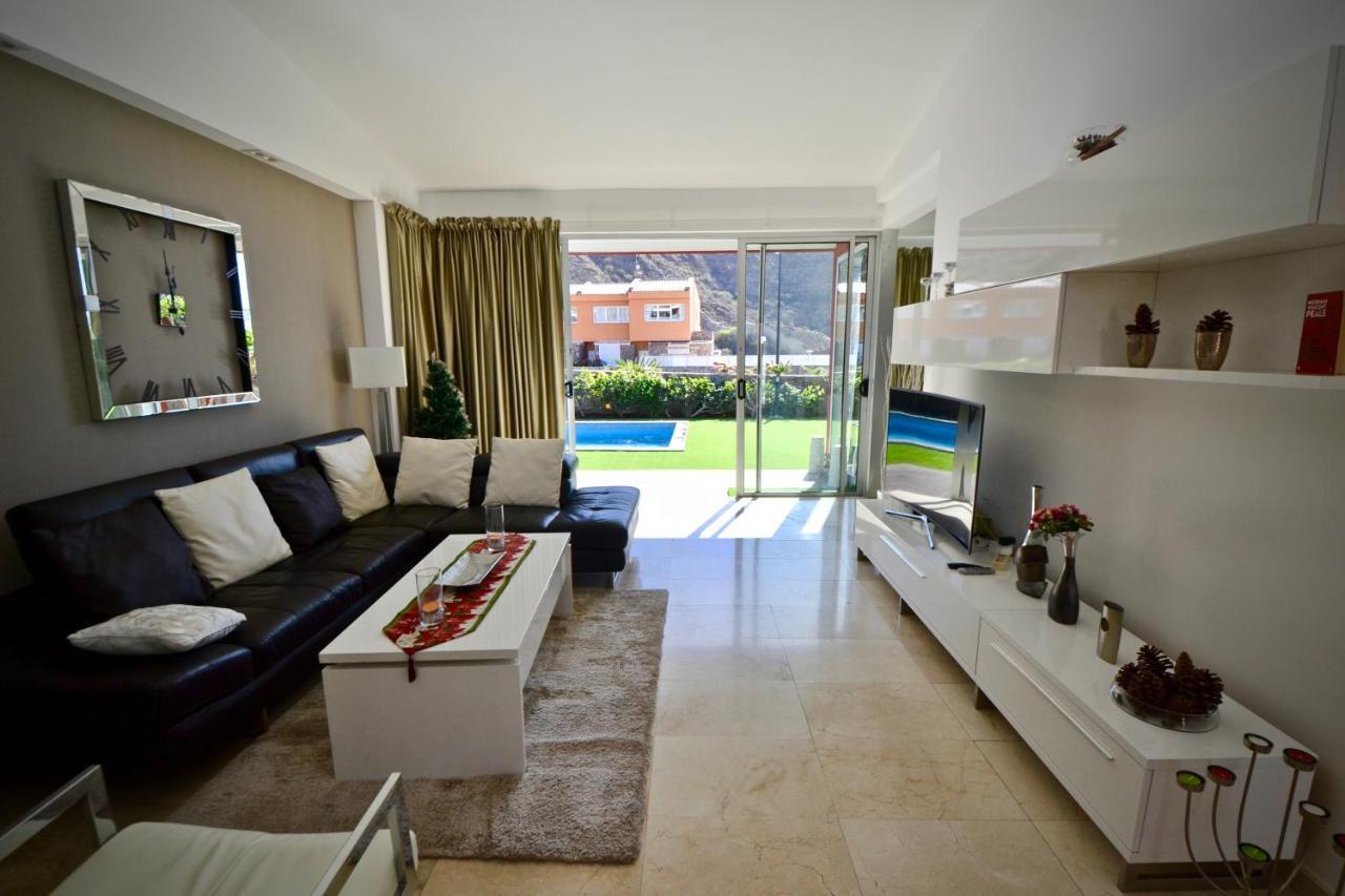 Villa Katarina In Beautiful Tauro With Private Heated Swimming Pool