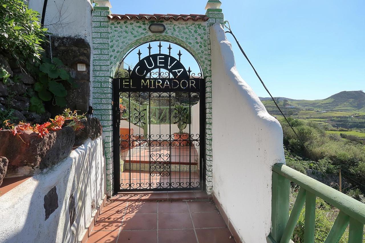 Сasa de vacaciones Cave House With 