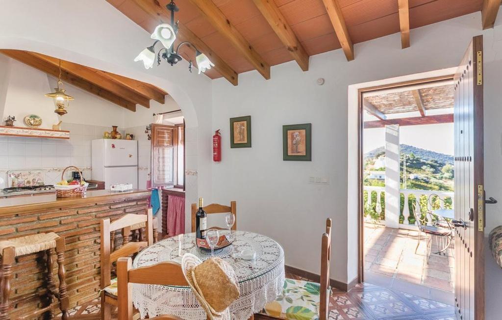 Casa Lola Sayalonga
