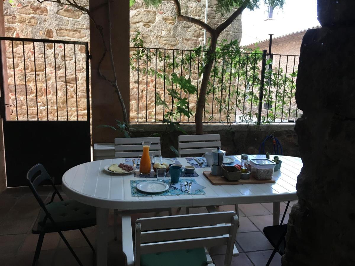 Les Olives At Artist's House Bed & Breakfast Las Olivas
