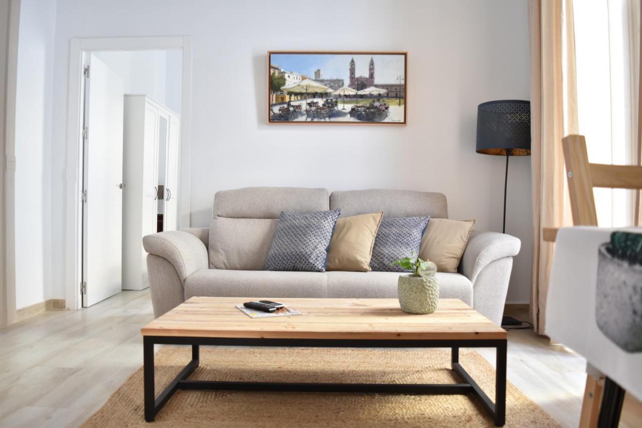 La Discusión De Veedor 12 Apartamento
