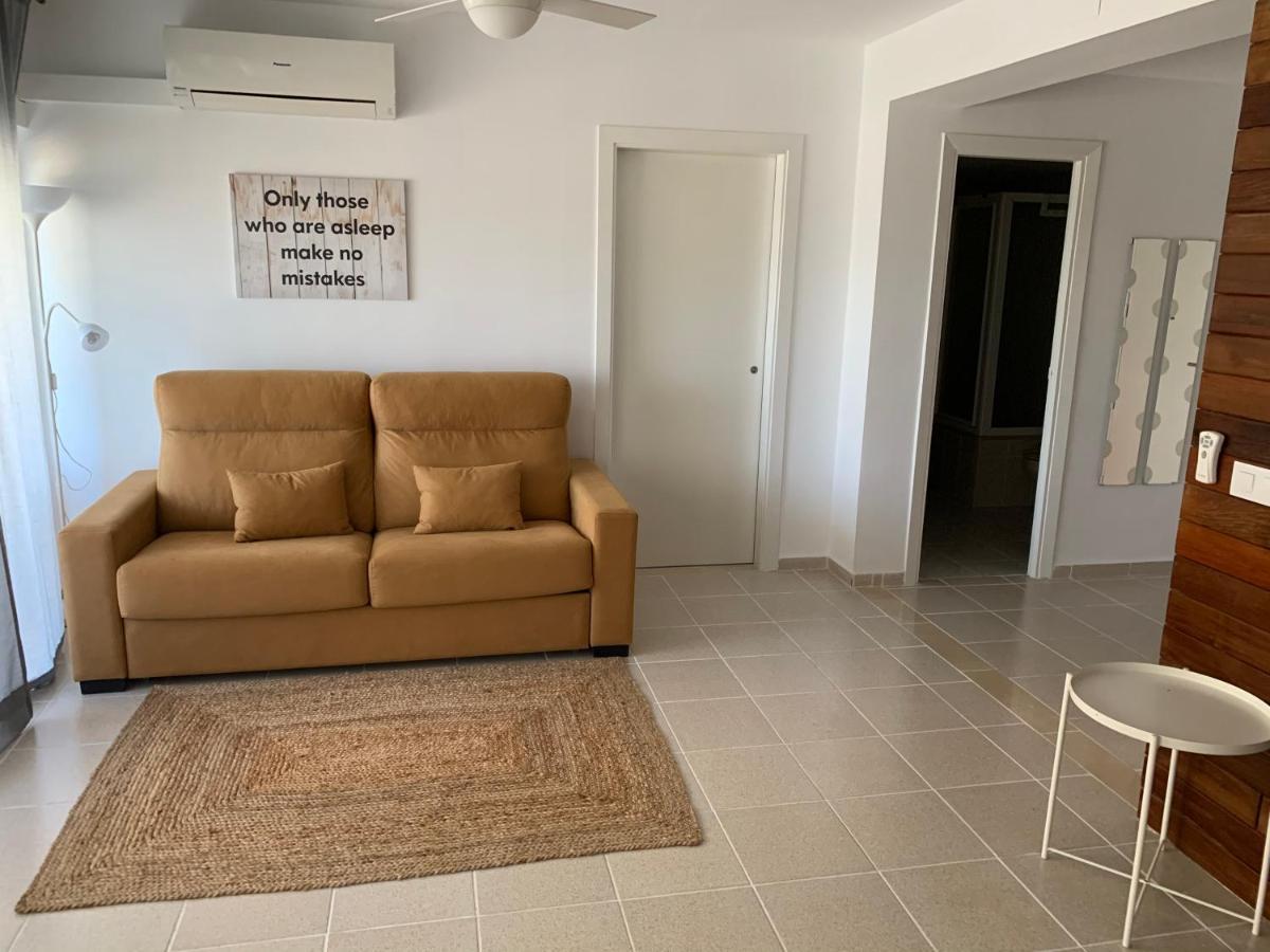 Holiday Center Apartment *