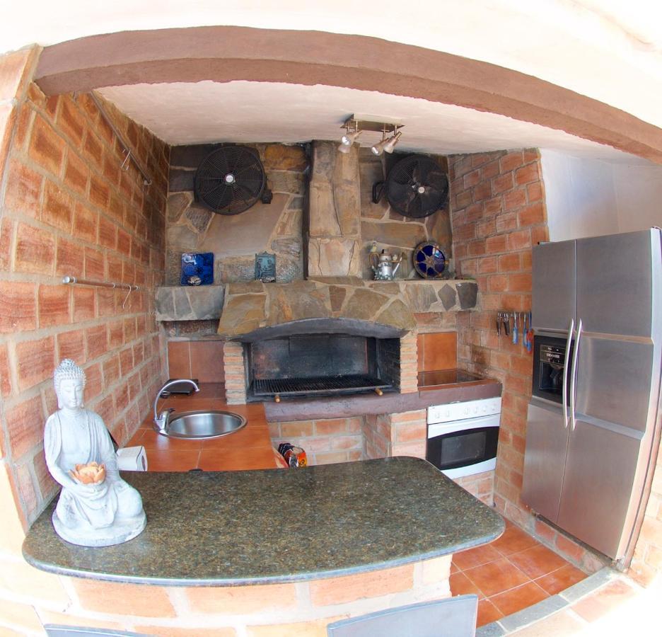 Casa Jane Large 7 Bed With Private Pool And Tennis Court Villa
