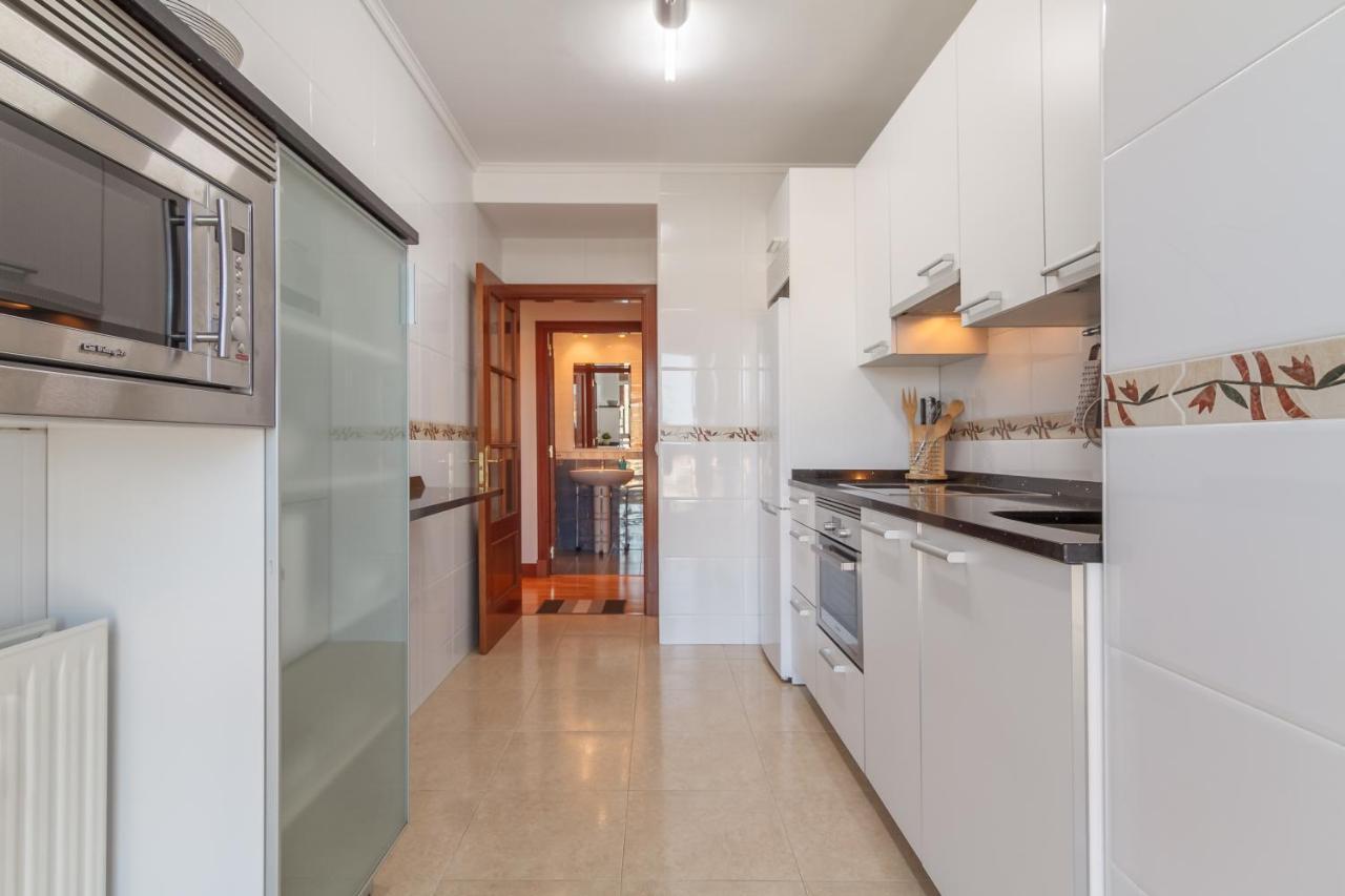 Apartamento Amplio Y Luminoso Sobre La Ría De *