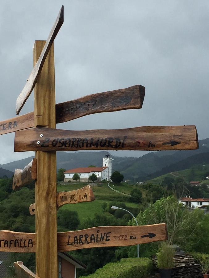 Abaraxka Disfruta La Via Del Urola Hasta La Playa - Naturaleza Montanas Y Riqueza Cultural Hostal Azcoitia