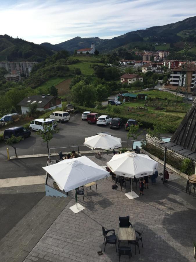Abaraxka Disfruta La Via Del Urola Hasta La Playa - Naturaleza Montanas Y Riqueza Cultural Hostal