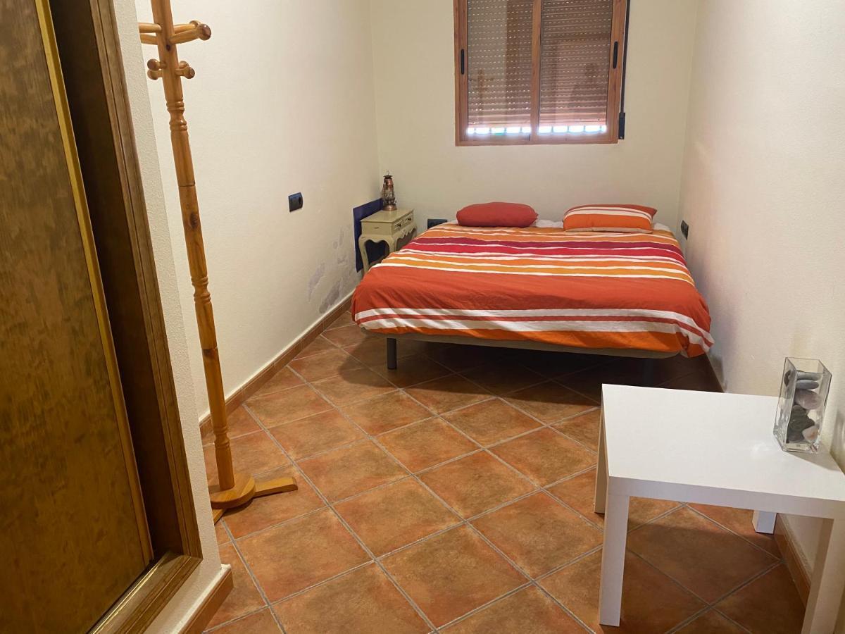 Dolores, Un Chalet Con Piscina Y Barbacoa En La Huerta Del Segura. * Catral