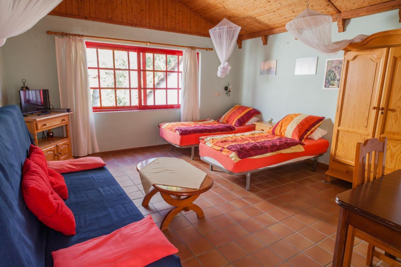Las Flores Apartment